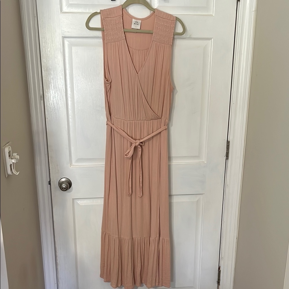 Elegant Pink Sleeveless Dress
